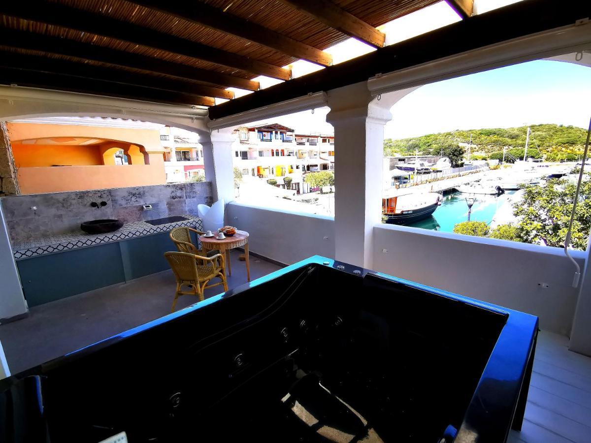 Relais Du Port Bed and Breakfast Santa Teresa Gallura Exteriör bild